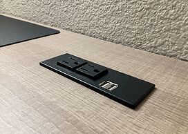 Yosemite Southgate Hotel & Suites