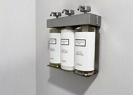 Yosemite Southgate Hotel & Suites