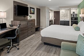 Yosemite Southgate Hotel & Suites