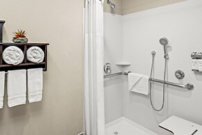 Yosemite Southgate Hotel & Suites