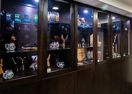 Yosemite Southgate Hotel & Suites