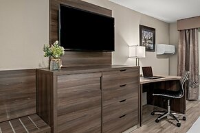 Yosemite Southgate Hotel & Suites