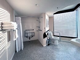 Fort Pontchartrain Detroit, a Wyndham Hotel