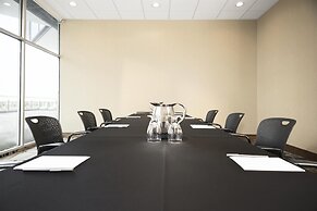 Fort Pontchartrain Detroit, a Wyndham Hotel