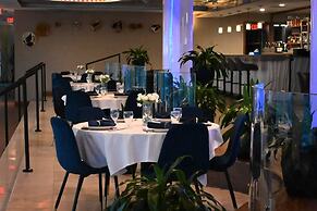 Fort Pontchartrain Detroit, a Wyndham Hotel