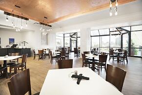 Fort Pontchartrain Detroit, a Wyndham Hotel