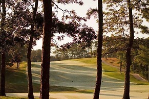 Wequassett Resort and Golf Club