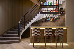 AC Hotel Carlton Madrid by Marriott