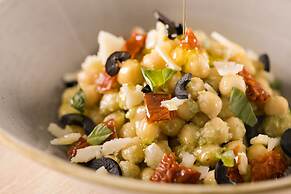 AC Hotel Carlton Madrid by Marriott