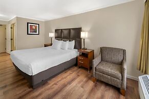 Best Western Plus Northwoods Inn