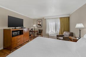 Best Western Plus Northwoods Inn