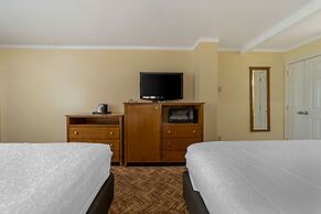Best Western Plus Northwoods Inn