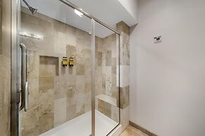 Best Western Plus Northwoods Inn