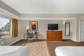 Best Western Plus Northwoods Inn