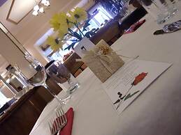 The Devil's Punchbowl Hotel