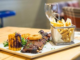 The Devil's Punchbowl Hotel