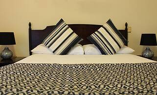 The Devil's Punchbowl Hotel