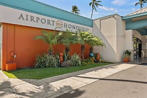 Airport Honolulu Hotel, Trademark Collection by Wyndham