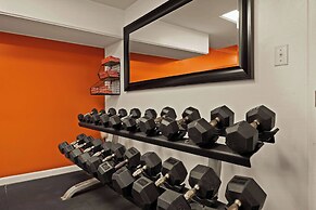 Airport Honolulu Hotel, Trademark Collection by Wyndham