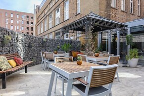 Leonardo Hotel Breda City Center