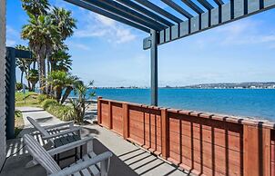 Paradise Point Resort & Spa