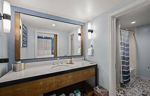 Paradise Point Resort & Spa