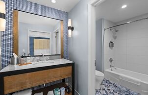 Paradise Point Resort & Spa