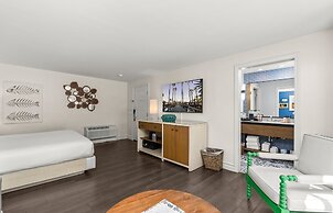 Paradise Point Resort & Spa