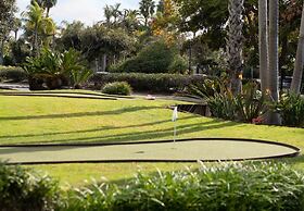 Paradise Point Resort & Spa