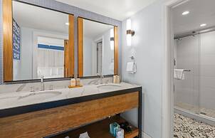 Paradise Point Resort & Spa