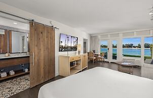 Paradise Point Resort & Spa