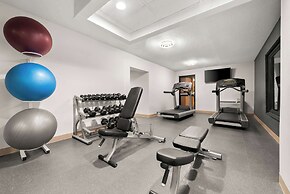 Clarion Inn & Suites and Convention Center