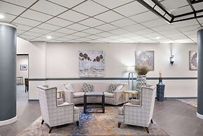 Clarion Inn & Suites and Convention Center