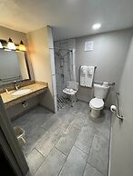Days Inn & Suites by Wyndham Mesa Near Phoenix