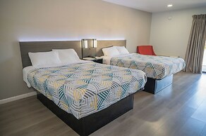 Motel 6 Soledad, CA