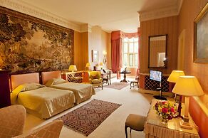 Hartwell House & Spa