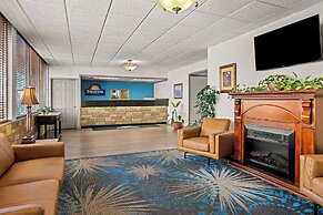 Days Inn by Wyndham Dubuque