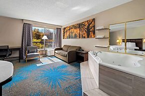 Days Inn by Wyndham Dubuque