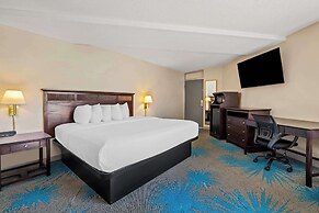 Days Inn by Wyndham Dubuque