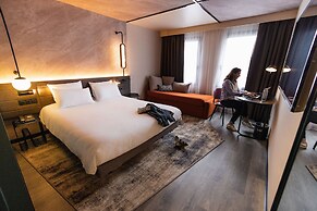 Novotel Paris Suresnes Longchamp