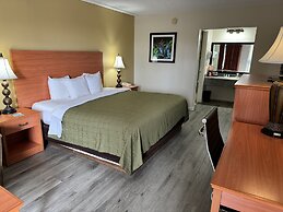 Quality Inn near Manatee Springs State Park