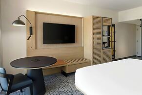 Sheraton Park Hotel at the Anaheim Resort