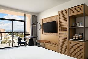 Sheraton Park Hotel at the Anaheim Resort