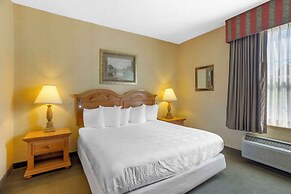 Best Western Plus Revere Inn & Suites