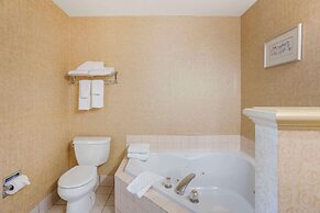 Best Western Plus Revere Inn & Suites