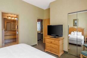 Best Western Plus Revere Inn & Suites