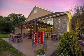 Best Western Plus Revere Inn & Suites