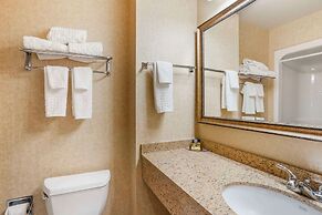 Best Western Plus Revere Inn & Suites