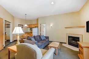 Best Western Plus Revere Inn & Suites