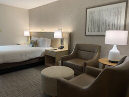 Days Inn & Suites by Wyndham Duluth by the Mall